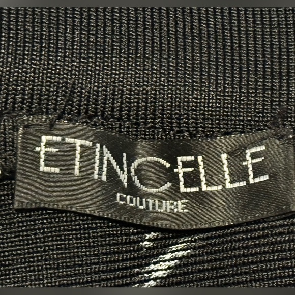 ÉTINCELLE Open back cocktail dress - Picture 8 of 8